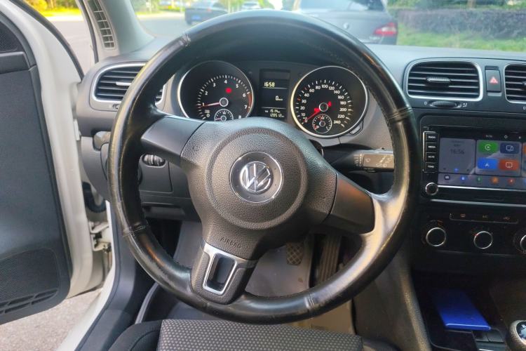Used Volkswagen Golf 2012 1.6 Manual Comfort Edition
