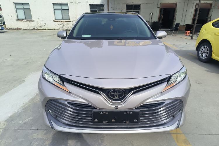 Used Toyota Camry 2018 2.5G Luxury Edition Front