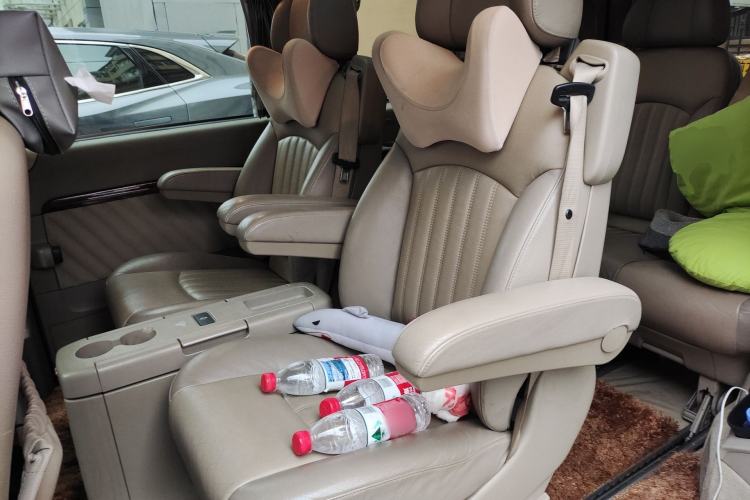 Used Mercedes-Benz Viano 2013 3.0L Navigator Edition