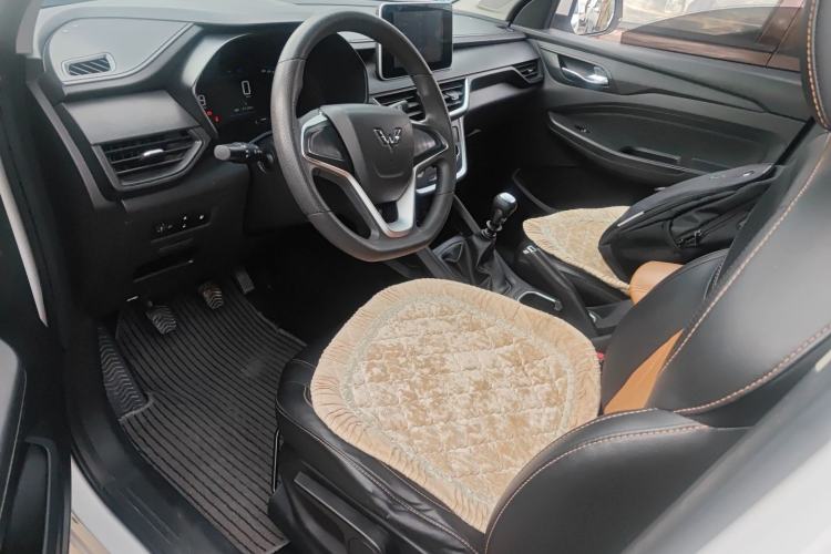 Used Wuling Hongguang S3 2018 1.5L Manual Comfort Model China V Standard
