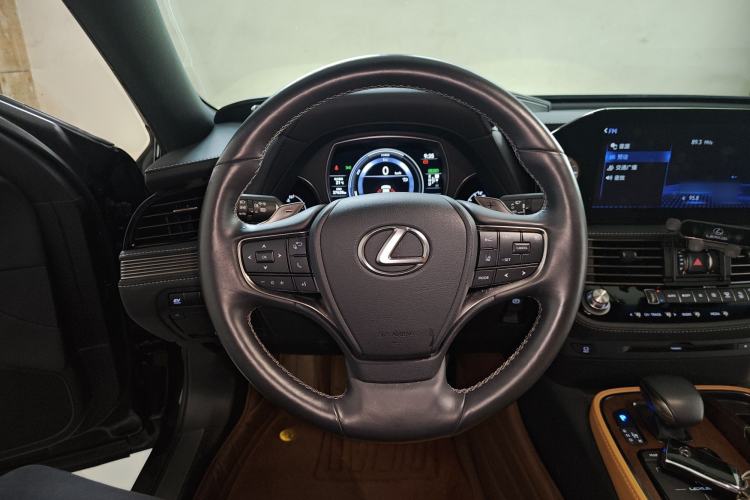 Used Lexus LS 2021 500h Excellence Edition
