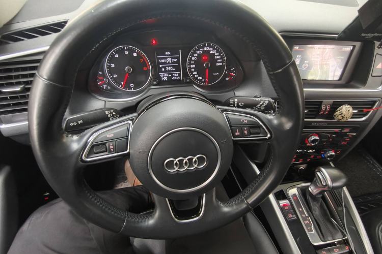 Used Audi Q5 2015 40 TFSI Technology Edition

