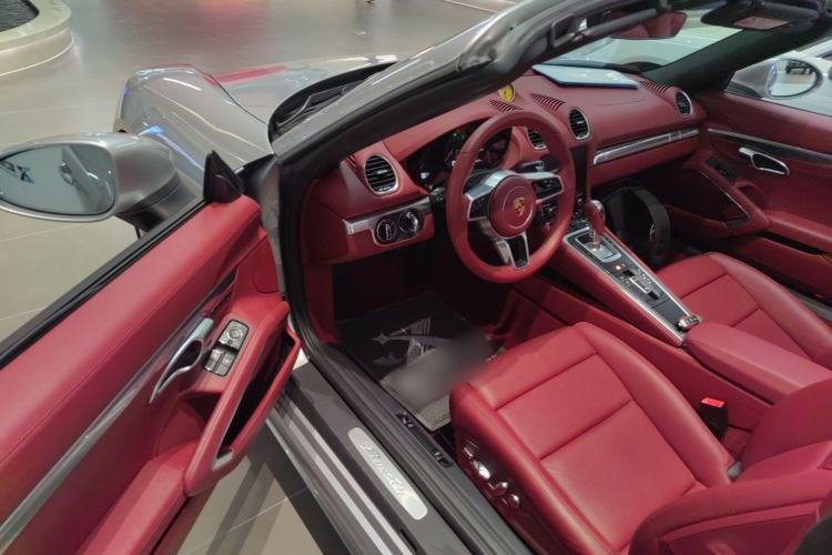 Used Porsche 718 2022 Boxster 2.0T Driver Seat