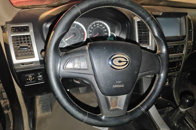 Used GAC Gonow Aoosed GX5 2012 2.4L Manual Gasoline 4x4 with Sunroof Steering Wheel