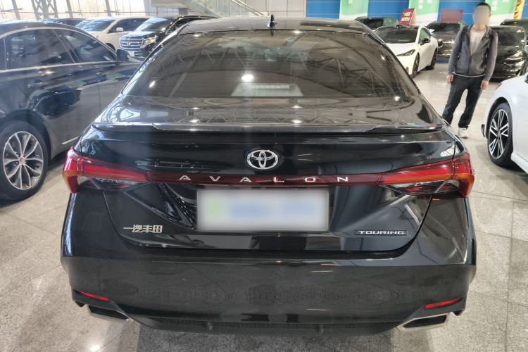 Used Toyota Avalon 2023 2.5L Touring Premium Edition Rear