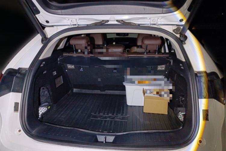 Used Wey VV5 2017 2.0T Flagship Edition Trunk