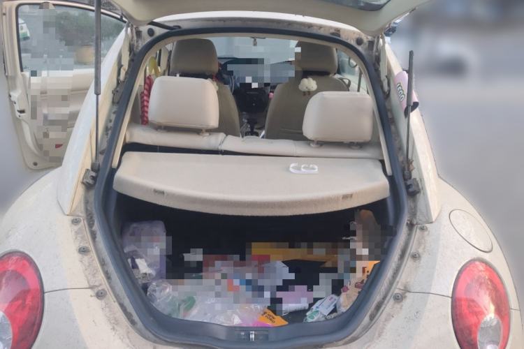 Used Volkswagen Beetle 
