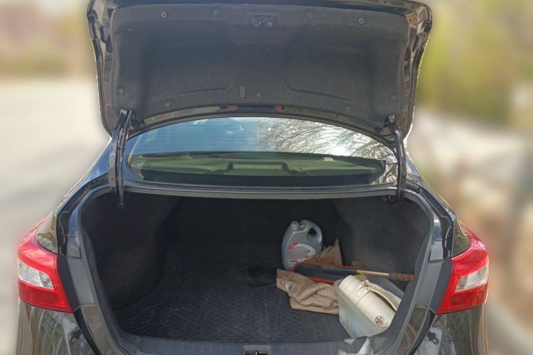 Used Nissan Sylphy 2022 Classic 1.6XE CVT Comfort Edition Trunk