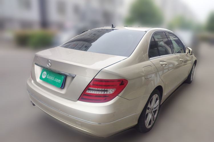 Used Mercedes-Benz C-Class 2011 C 200 CGI Fashion Model
