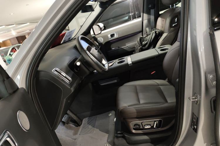 Used Li Auto L9 2022 Max model
