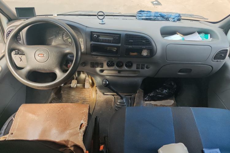 Used Ford Classic Transit 2015 2.8T Diesel Multi-Function Vehicle Short Wheelbase 6-Seater Mid-Roof Edition JX493ZLQ4