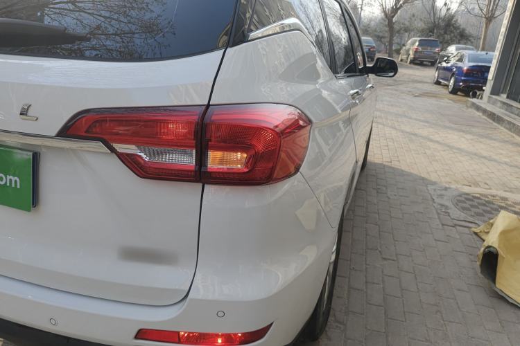 Used Haval M6 2018 Revised Version 1.5T DCT Two-Wheel Drive Elite Edition