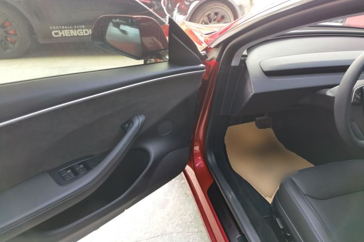 Used Tesla Model 3 2023 Long-Range All-Wheel-Drive Version