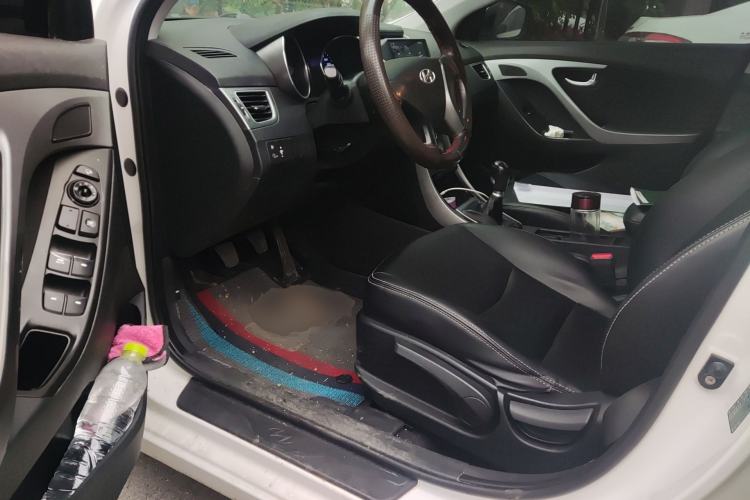 Used Hyundai Elantra (5th Generation / Langdong) 2015 1.6L Manual Leading Model Driver Seat