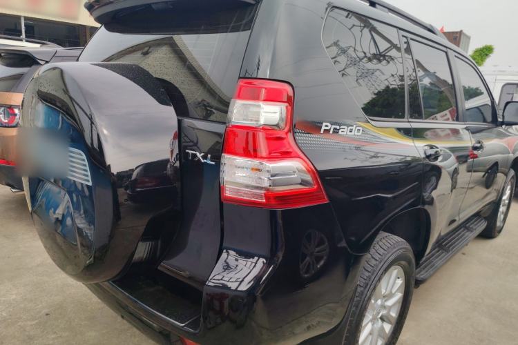 Used Toyota Land Cruiser 2017 4.0 V6 Low-Trim Version—Middle East
