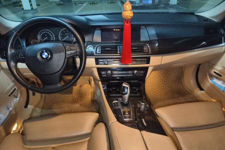 Used BMW 5 Series 2012 530Li Luxury Model
