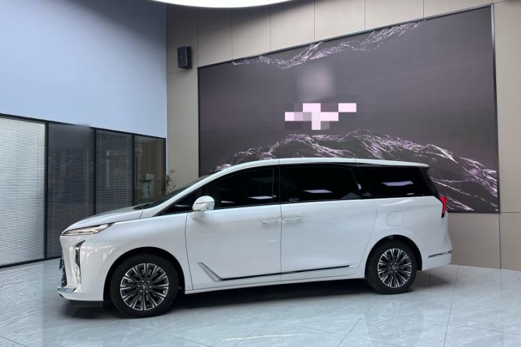 Used Buick GL8 2025 Lu Zun Deluxe Edition Exterior 6