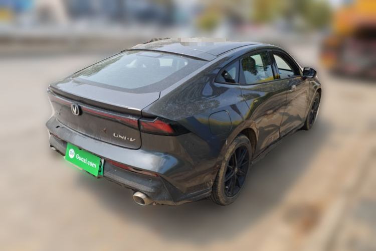 Used CHANGAN UNI-V iDD 2023 ZhiDian iDD 1.5T 113km Smart & Fun Version