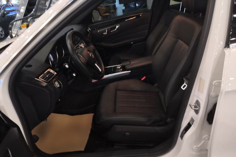 Used Mercedes-Benz E-Class 2015 Facelift E 200 L Sport Edition
