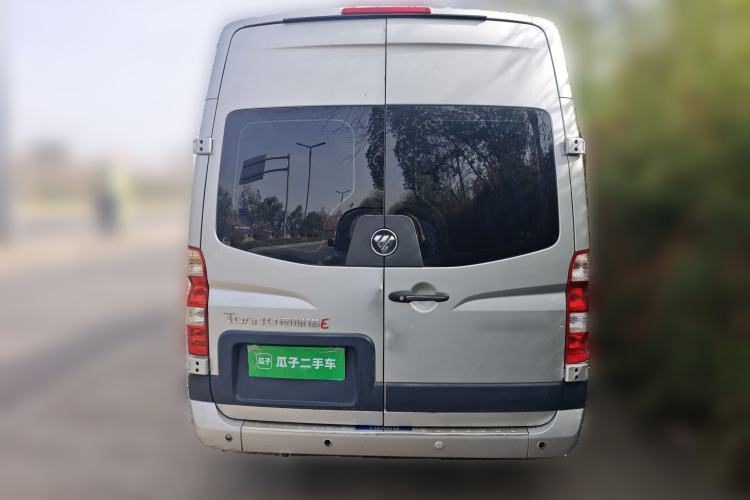 Used Foton Toano 2020 2.0T Multi-Function Extended Wheelbase Mid-Roof 5/6/7-Seater with Rear Dual Tires China VI Emission Standard F20TC3
