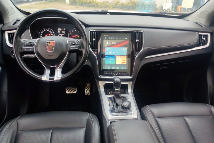 Used Roewe RX5 2018 20T Two-Wheel Drive Automatic Internet Smart Edition
