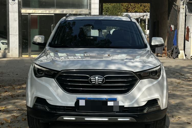 Used Bestune X40 2019 1.6L Automatic Luxury Version China V Emission Standard