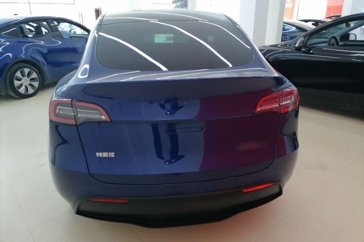 Used Tesla Model Y 2021 Long-Range All-Wheel-Drive Version 3D7