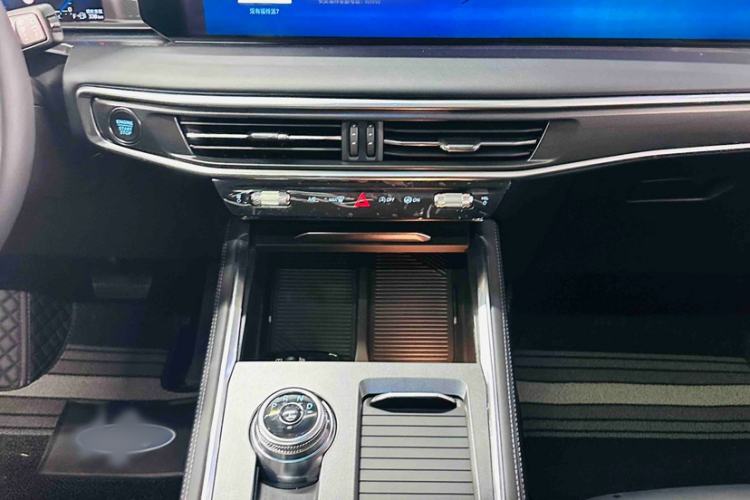 Used Ford Explorer 2025 2.3T EcoBoost Four-Wheel Drive Trail Edition 5 Seats