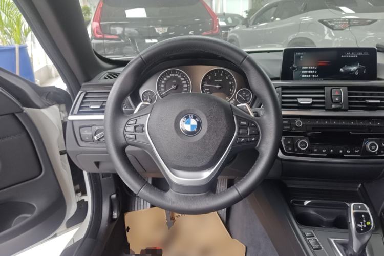 Used BMW 4 Series 2016 430i Convertible Design Package Steering Wheel