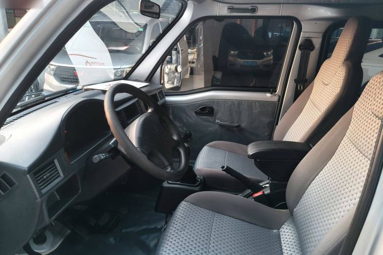 Used Wuling Zhiguang 2020 1.2L Practical Model China VI LSI