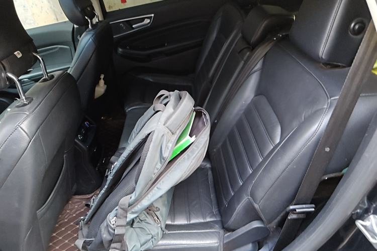 Used Ford Edge 2016 EcoBoost 245 Two-Wheel-Drive Titanium 7-Seater