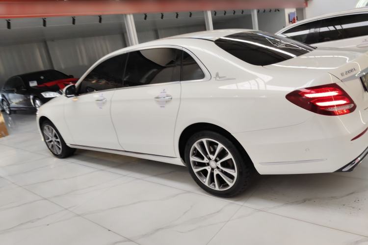 Used Mercedes-Benz E-Class 2017 E 200 L 4MATIC
