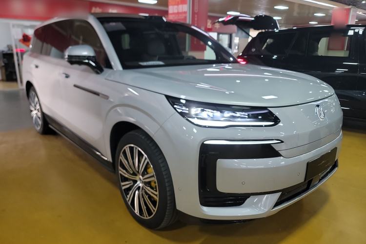 Used Denza N9 2025 Flagship Model