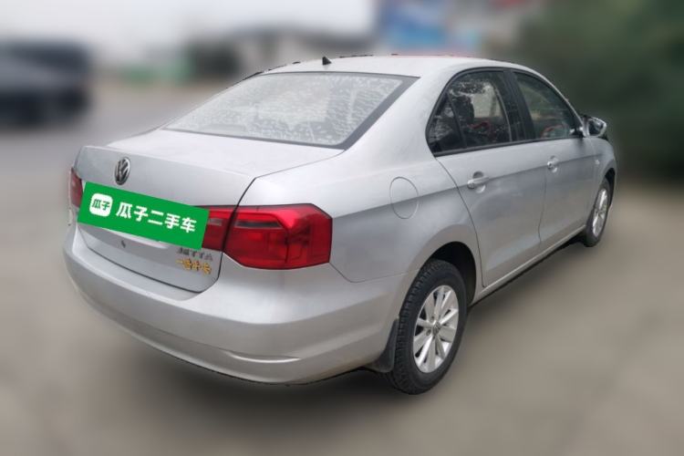 Used Volkswagen Jetta 2015 1.4L Manual Fashion Model