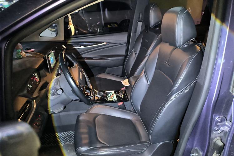 Used SAIC MAXUS G50 2019 1.5T Automatic Elite Edition China VI Standard Left Front Seat