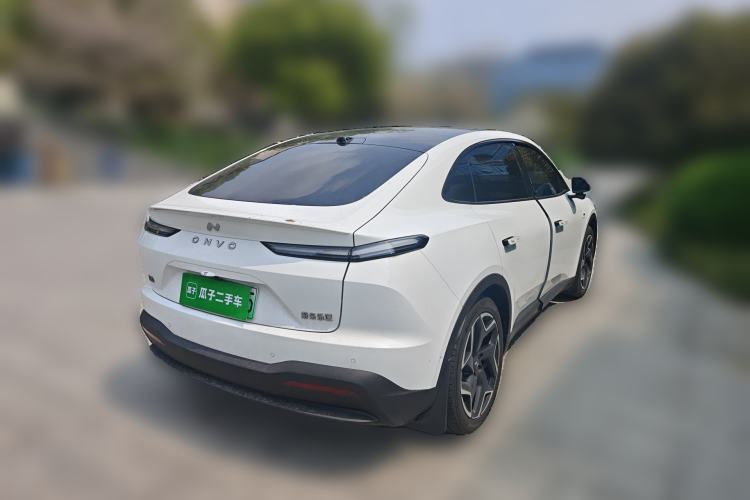 Used ONVO L60 2025 Model—60 kWh Rear-Wheel-Drive Version
