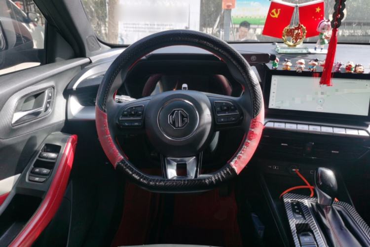 Used MG 5 2021 180 DVVT CVT Youth Luxury Edition
