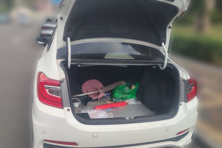 Used Honda Crider 2013 1.8L automatic luxury edition Trunk