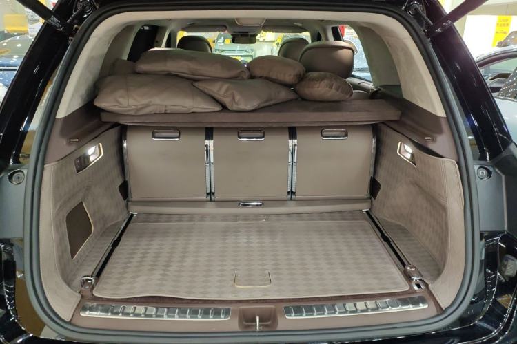 Used Hima AITO M9 2024 Range-Extended Ultra Version 52 kWh 5-Seater Model Trunk