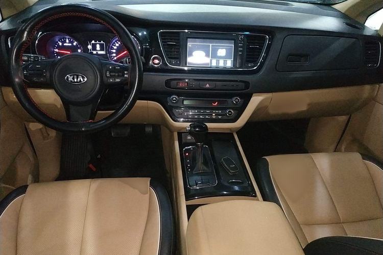 Used Kia Carnival 2015 2.2T Luxury Edition China IV