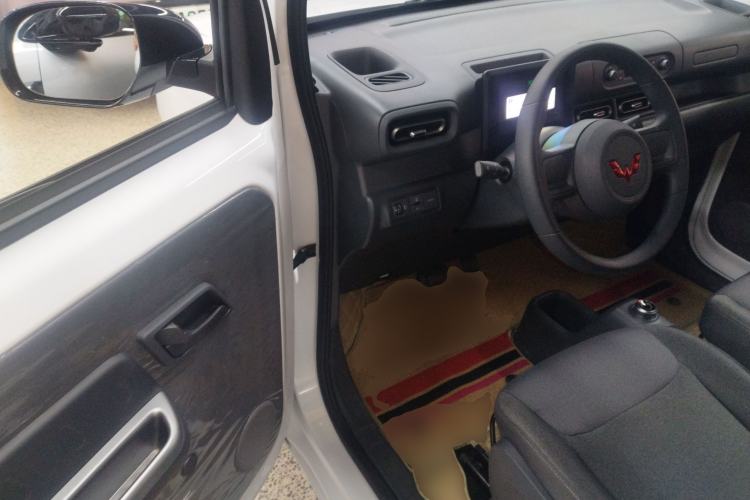 Used Wuling Zhiguang New Energy 2025 Comfort Model Driver Seat