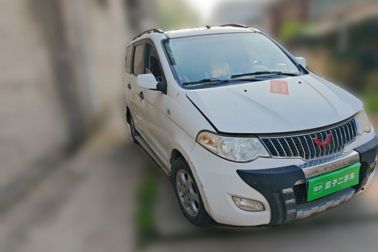 Used Wuling Hongguang 2014 1.2L Standard Model China IV
