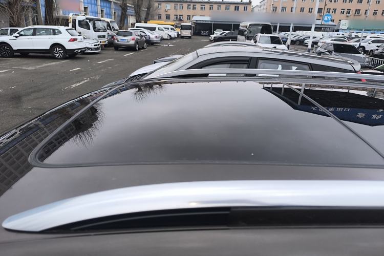 Used Volkswagen Tiguan L 2018 330TSI Automatic Two-Wheel Drive Luxury Edition Roof