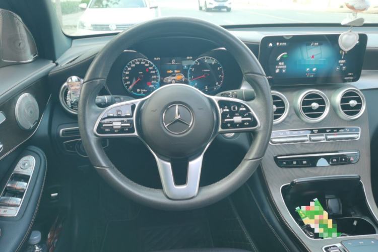Used Mercedes-Benz GLC 2021 GLC 260 L 4MATIC Luxury Model Steering Wheel