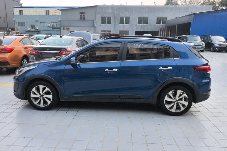 Used Kia KX Cross 2017 1.4L MT GLS
