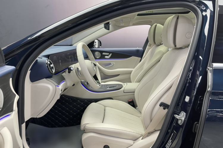 Used Mercedes-Benz E-Class 2022 Second Facelift E 300 L Luxury Edition Interior 6