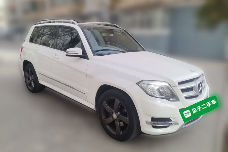 Used Mercedes-Benz GLK-Class 2013 GLK 300 4MATIC Dynamic Sunroof Model Front Right 45 Deg
