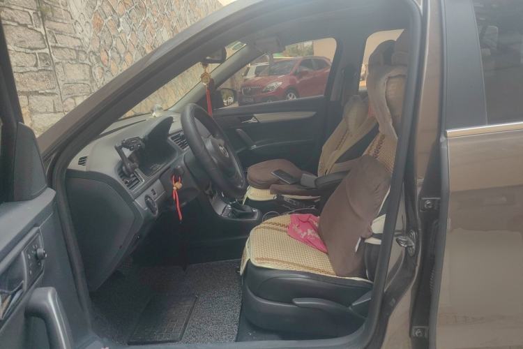 Used Volkswagen Gran Lavida 2013 1.4 TSI Automatic Comfort Model Left Front Seat