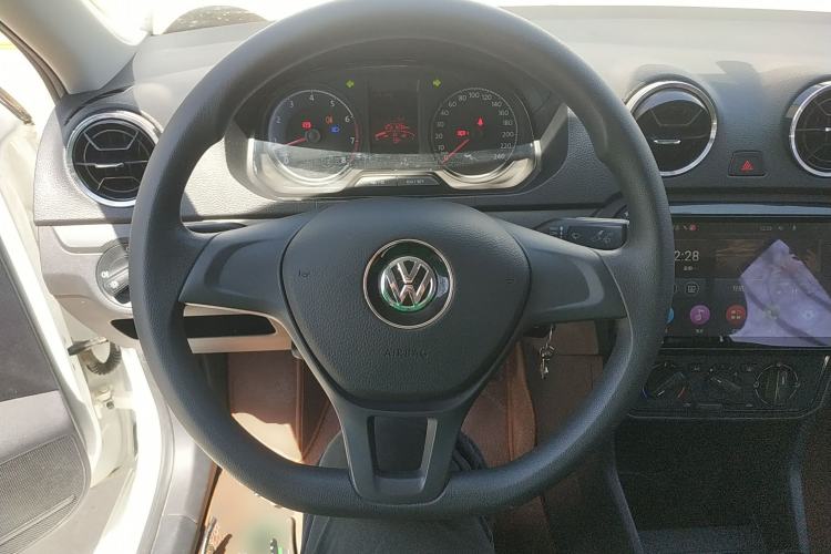 Used Volkswagen Jetta 2019 Dream Edition 1.4L Manual Fashion Version
