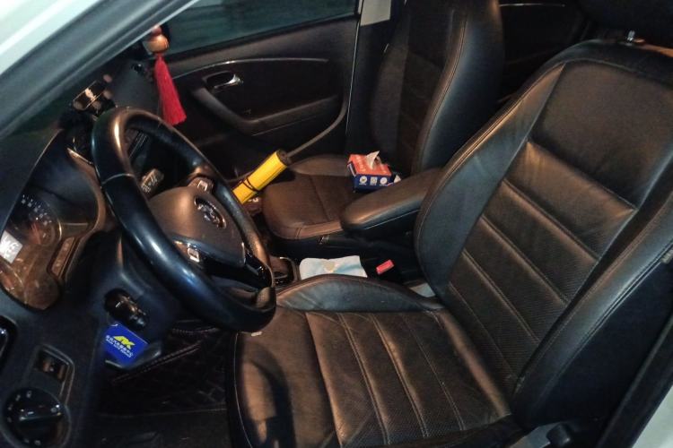 Used Volkswagen Polo 2014 1.4L Automatic Luxury Edition
